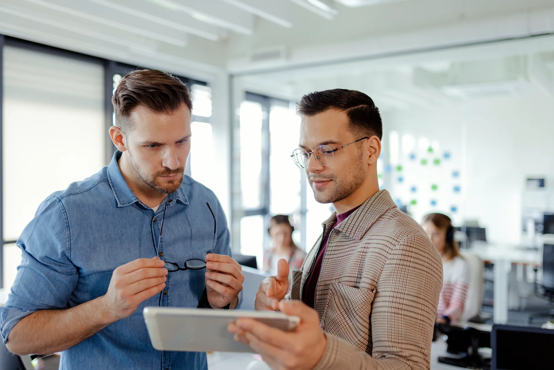 IT-Team bei der Besprechung
